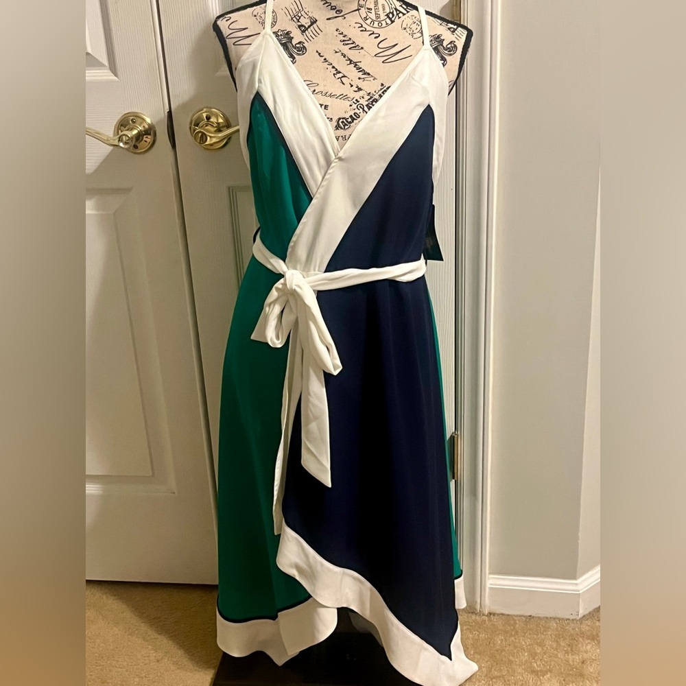 Stunning New York & Company Gabrielle Union Colorblock Wrap Dress | Size XL